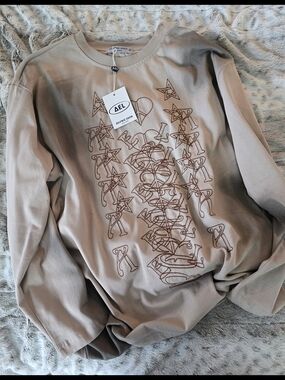 Aelfric Eden Beige Tee with Brown Graphic Embroidery
